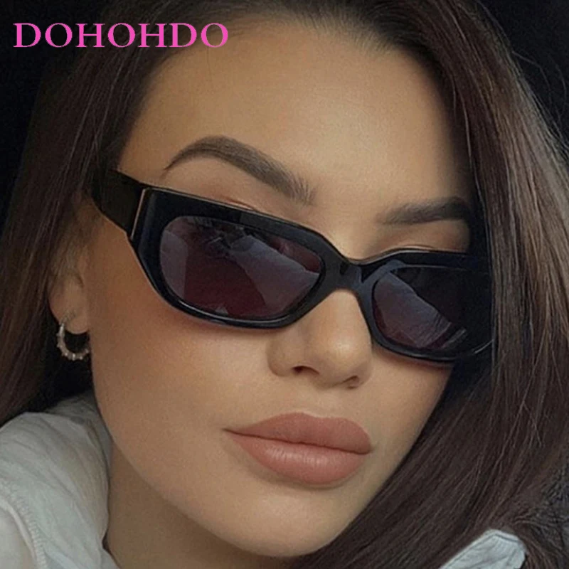 

Fashion 2025 Small Retro Square Sunglasses Fashion Accessories Minimalist Design UV400 Resistant Sunglasses Female Gafas De Sol