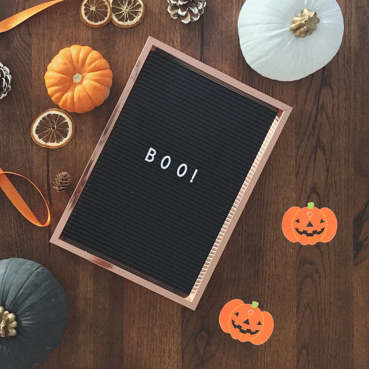 100 pcs Halloween Pumpkin Hanging Tags Shaped Paper Pendants Hole Gift Labels Craft Supplies Small Bookmarks