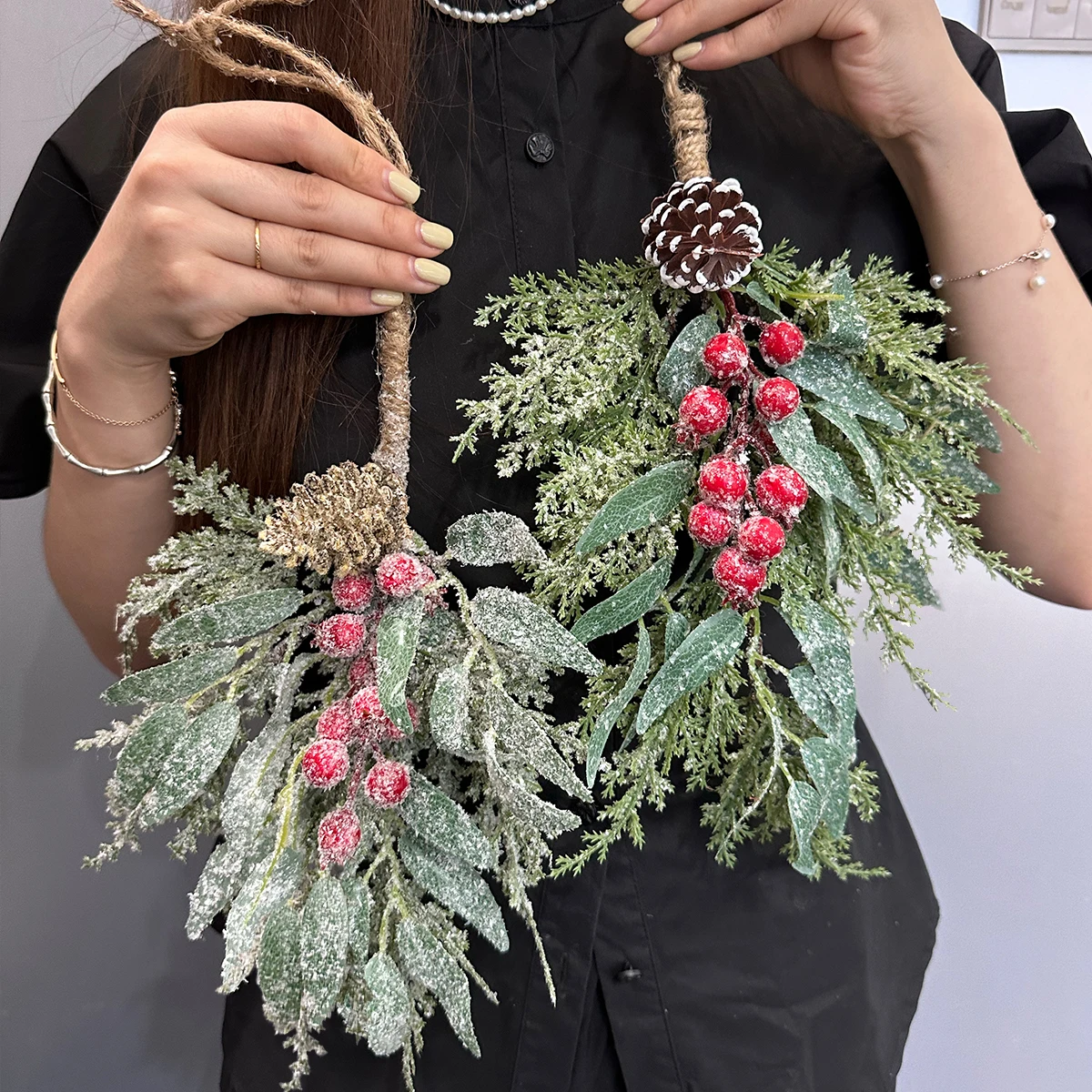 نباتات صناعية لعيد الميلاد ، مادة البولي إيثيلين ، زهرة صناعية ، أرز ، توت أحمر ، جوز صنوبر ، دلاية لتزيين المنزل #1