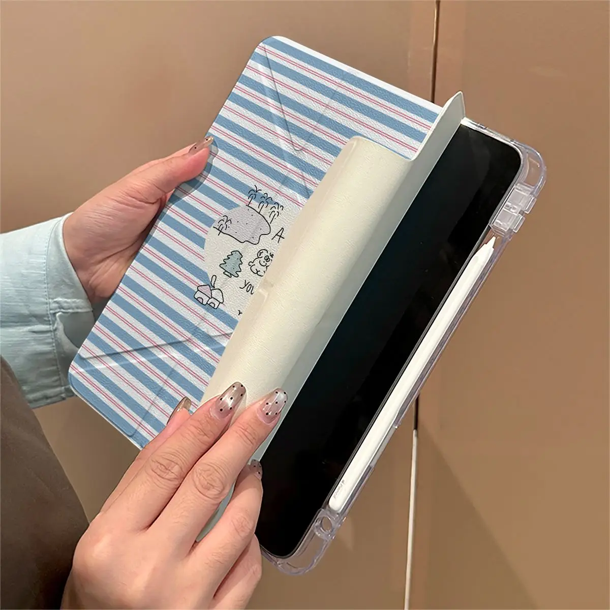 Striped Star Dog 3Y Fold iPad Case For iPad Pro 11 13in 2025 iPad Pro 12.9in Air7 10th 11th M4/5 MINI Buckle Protective Cover