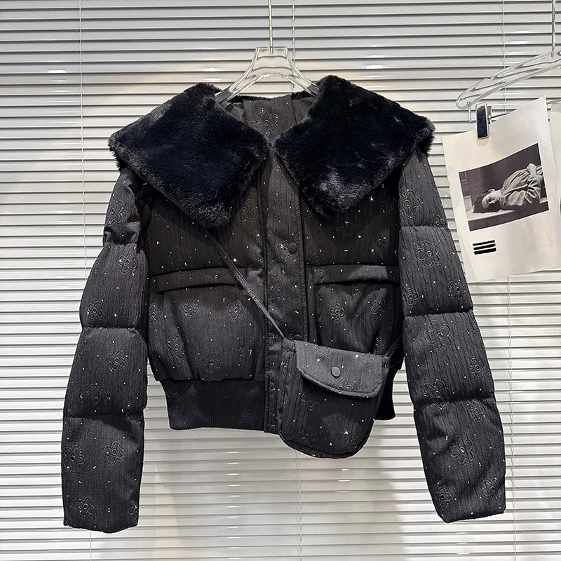 مزاجه الحلو أفخم التلبيب طوق تنقش حجر الراين حقيبة كروسبودي سترة قطن المرأة 2025 شتاء جديد سترة قطن #3