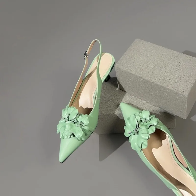 

Дизайнерские летние сандалии, женские туфли на высоком каблуке из натуральной кожи, модные римские туфли с цветочным принтом и острым носком, женские пикантные кожаные туфли