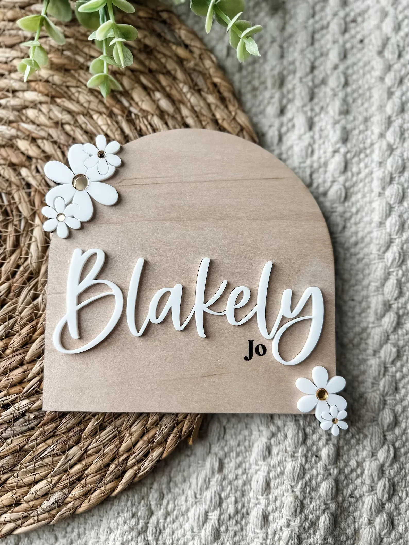 Personalized Daisy Name Announcement Sign | Baby Shower Gift | Baby Photo Prop | Nursery Decor | Baby Keepsake |Baby Shower Gift