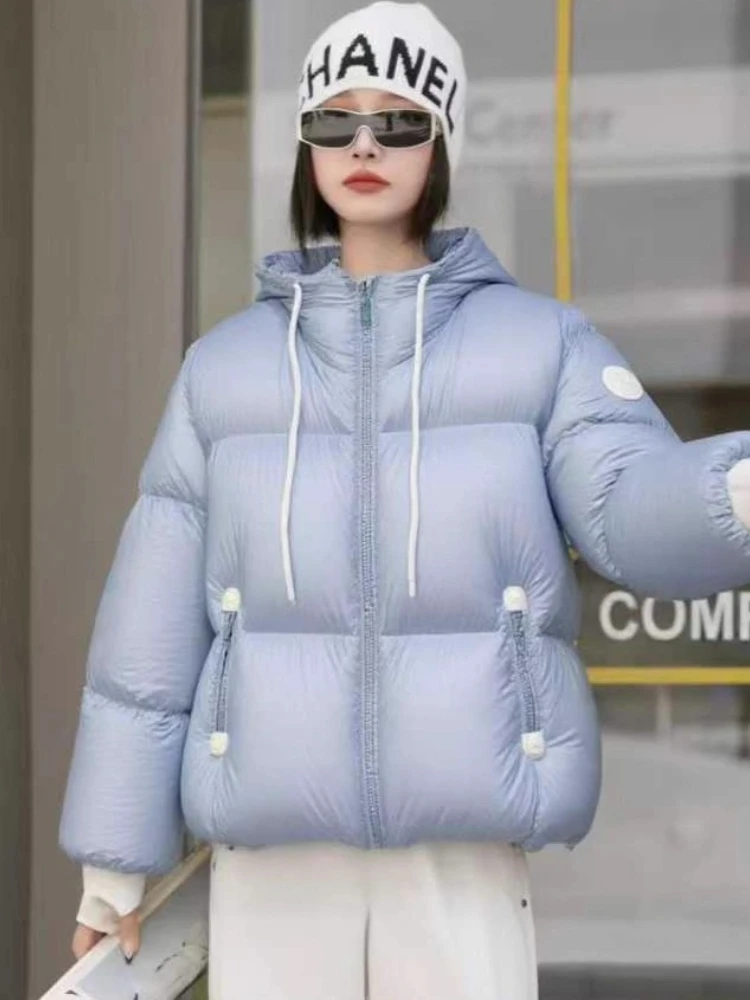 2025 جديد أسفل سترة 90 الأبيض بطة معطف منتفخ المرأة الشتاء مقنعين سميكة الدافئة بلون سترات قصيرة لملابس خارجية