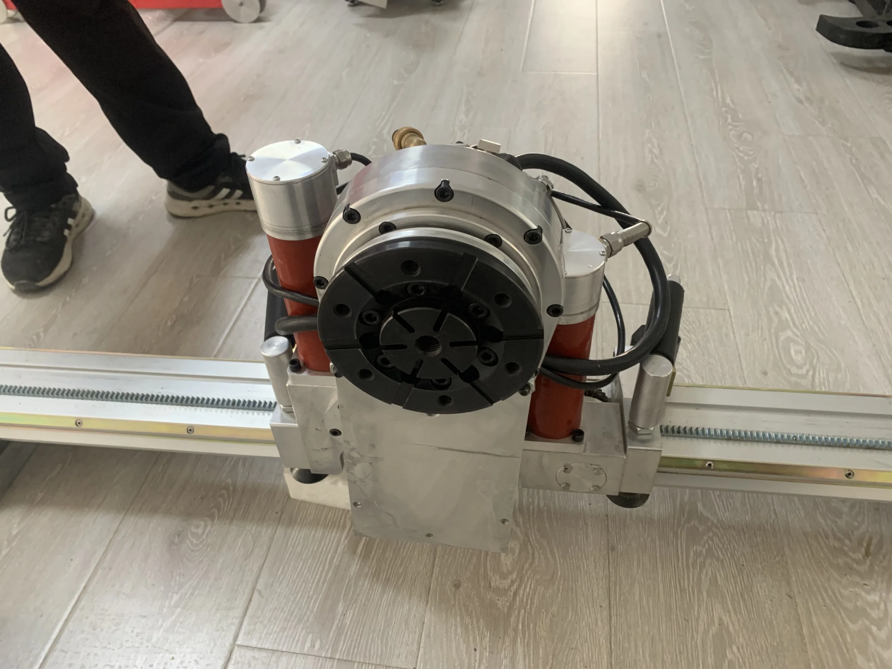 Remote Control Floor Saw Cutting Machine Iron Cut Automatic Wall Saw Machine with High Frequency  Wall Saw
