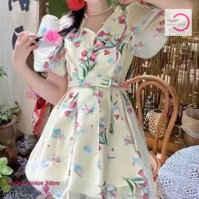 

French new V-neck summer dress female sweet and advanced sense Royal elder sister temperament slim bubble sleeve A-line skirt