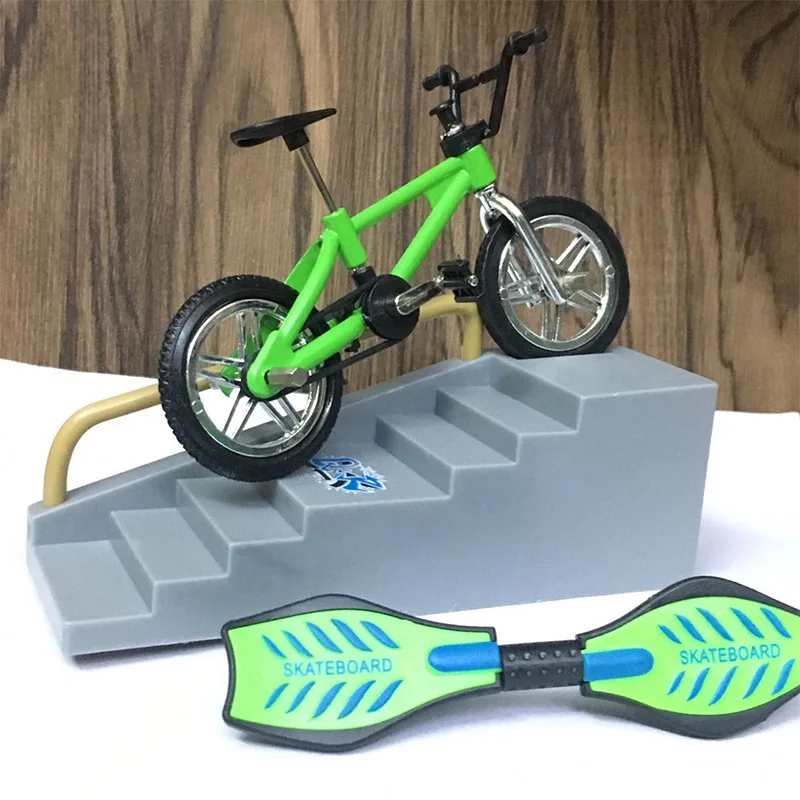 Ensemble de jouets de planche à roulettes de doigt de vélo de doigt, modèle de vélo de simulation, jeu de bureau, accessoires pour enfants, jouets d'instituts soulignés