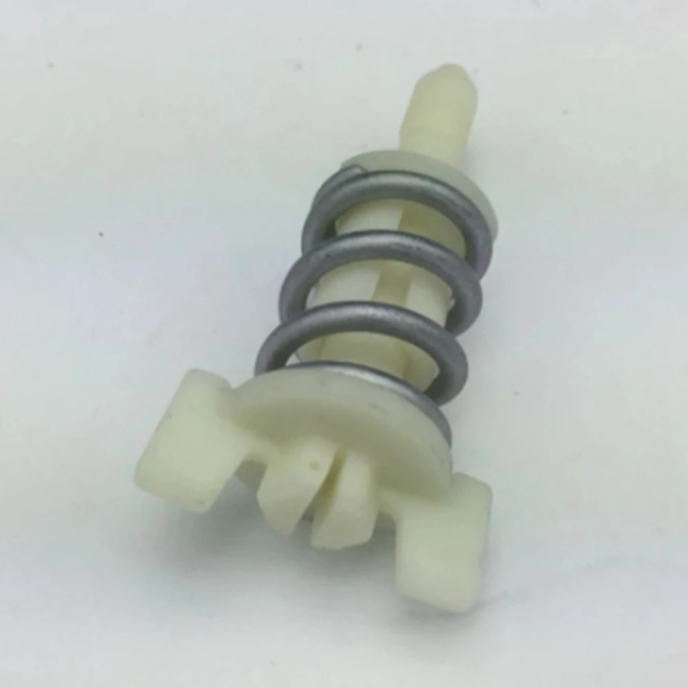 For Golf MK6 MK7 2011 Passat B7 CC Tiguan TailLight Screw Tail Light Rear Lamp Bolt Nut Fasten 6RU 945 300