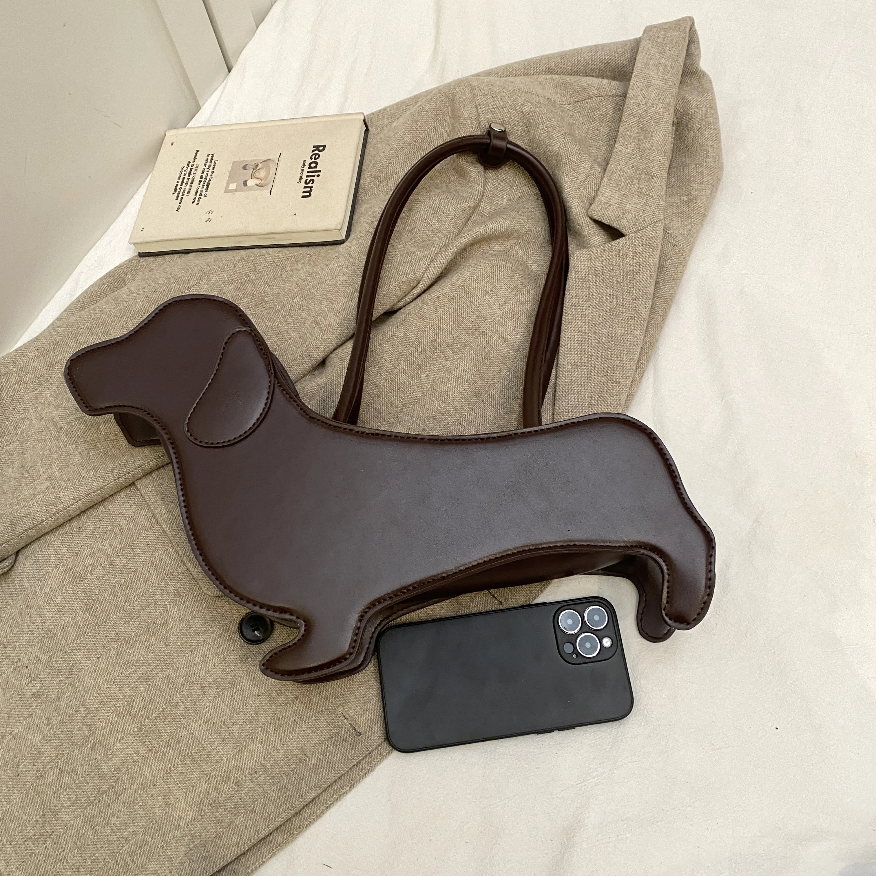 INS three-dimensional dachshund shoulder bag pu fabric retro handbag Korean minority design underarm bag image 4