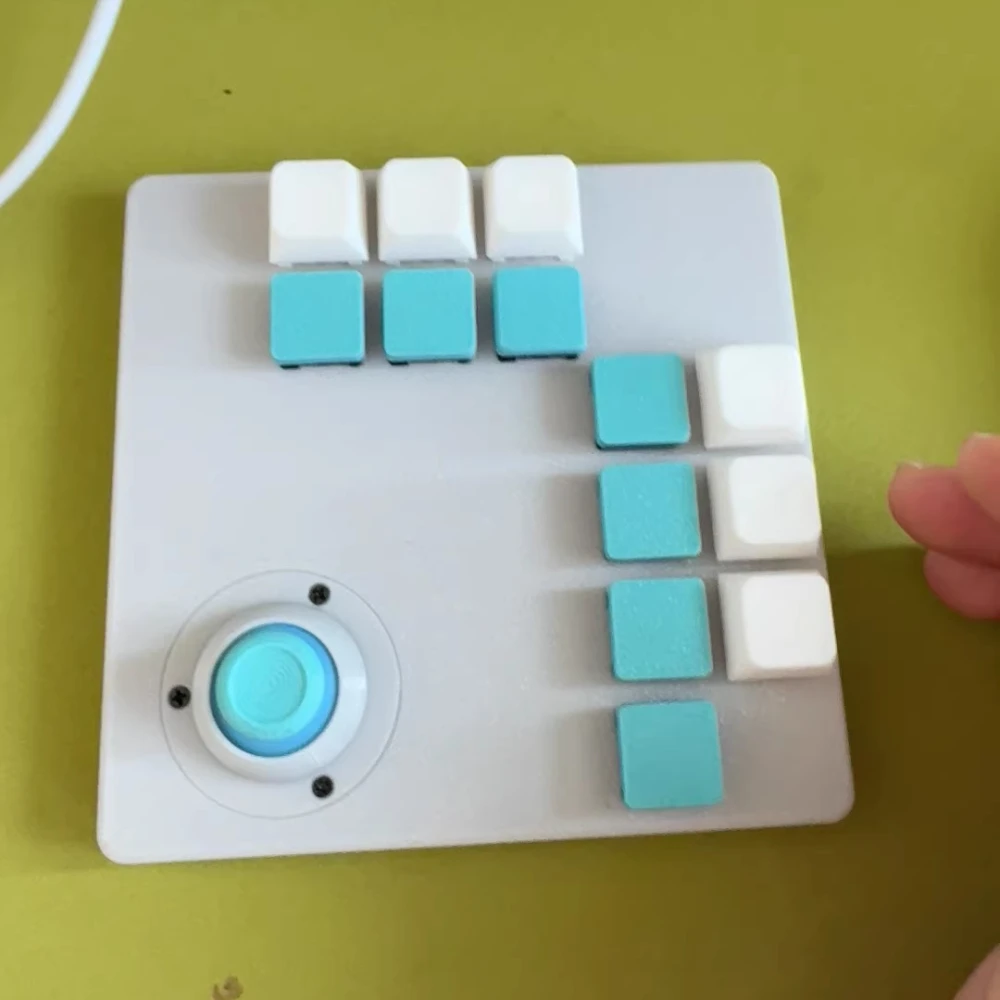 DIY One-Handed Gaming Keyboard Fully Custom Keys Features for PS4 Controller-style Joystick Housing 3D-printed with Custom Color