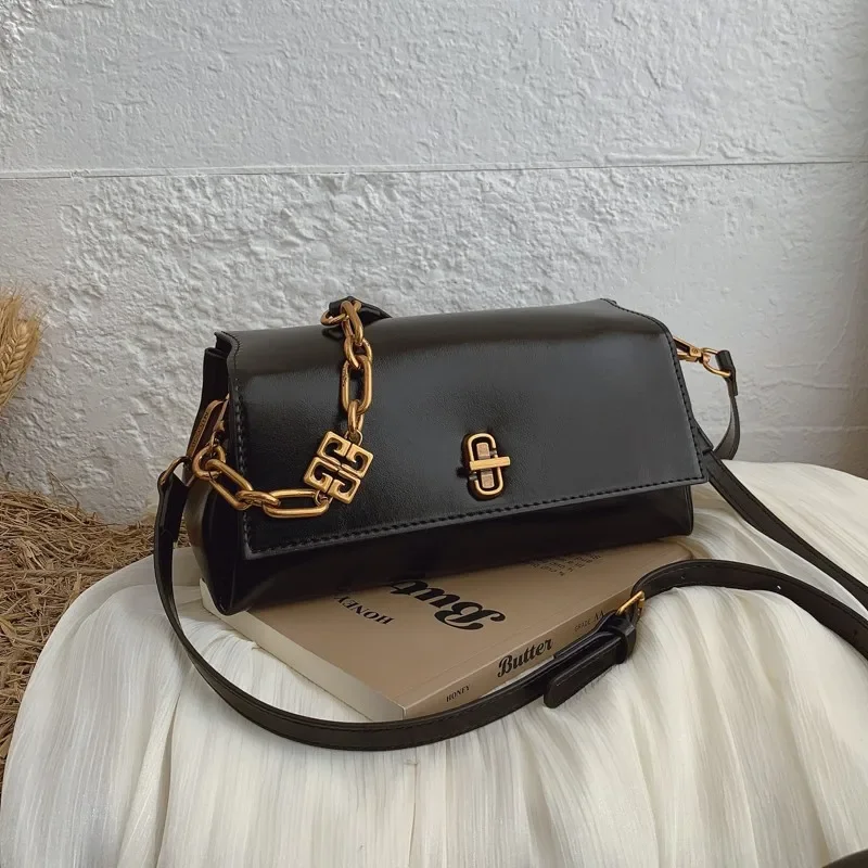 

Women's Messenger Bag Crafted From Grass Snake-Print Leather Boasting Elegant Malta High-End Lasting Spacious Soft Style