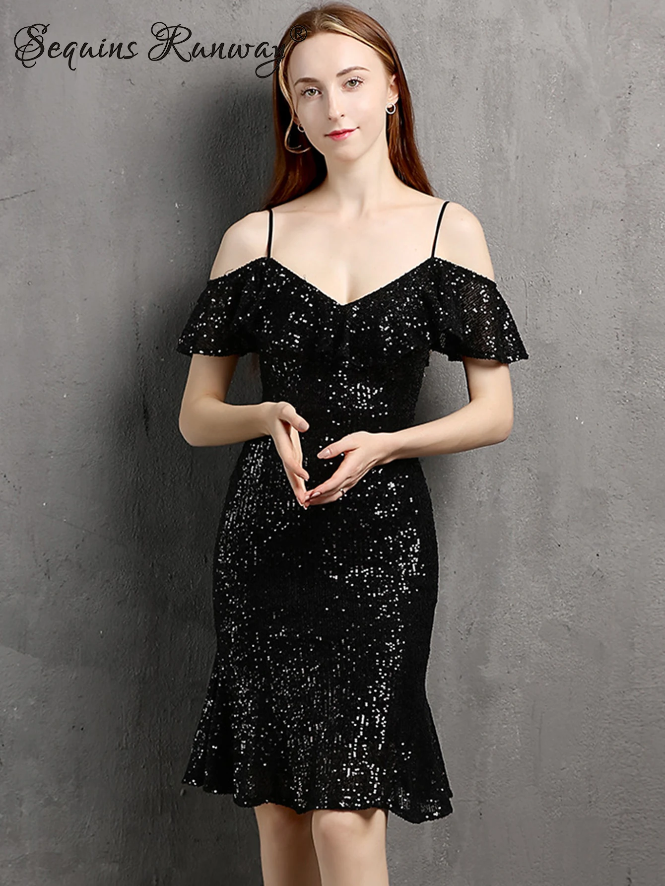 เซ็กซี่ backless เลื่อมฤดูร้อนชุดผู้หญิงวันเกิด PARTY ชุดเดรสสั้น 2025 ผู้หญิงค็อกเทลชุดราตรี vestidos