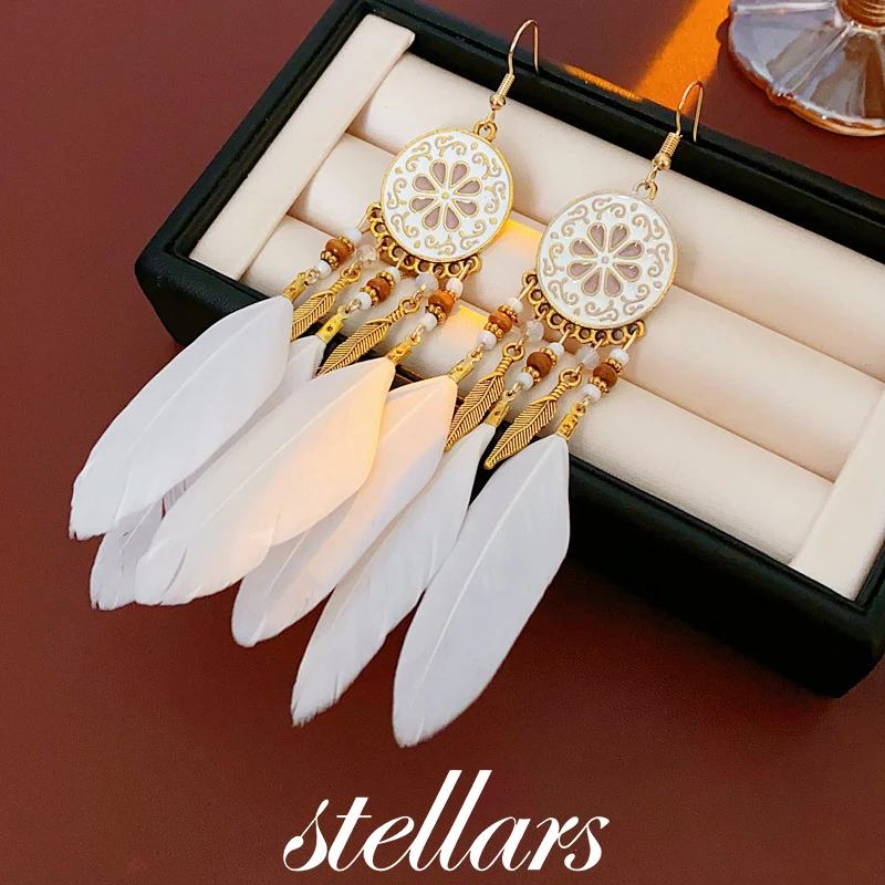 

Bohemian Oil-Drip Feather Crystal Hook Earrings Vintage Ethnic Style High-End Fashion Jewelry Versatile Niche Accessory