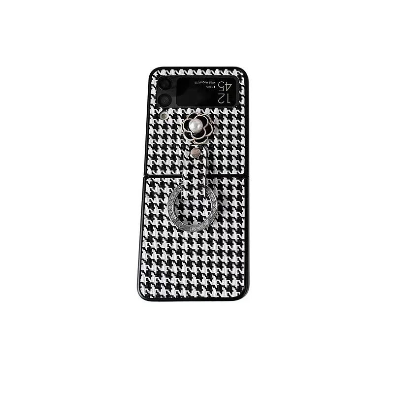 Debutante Black And White Camellia Thousand Bird Lattice Phone Case For Samsung For Galaxy Z Flip 3 4 5 6 Luxury For Girl