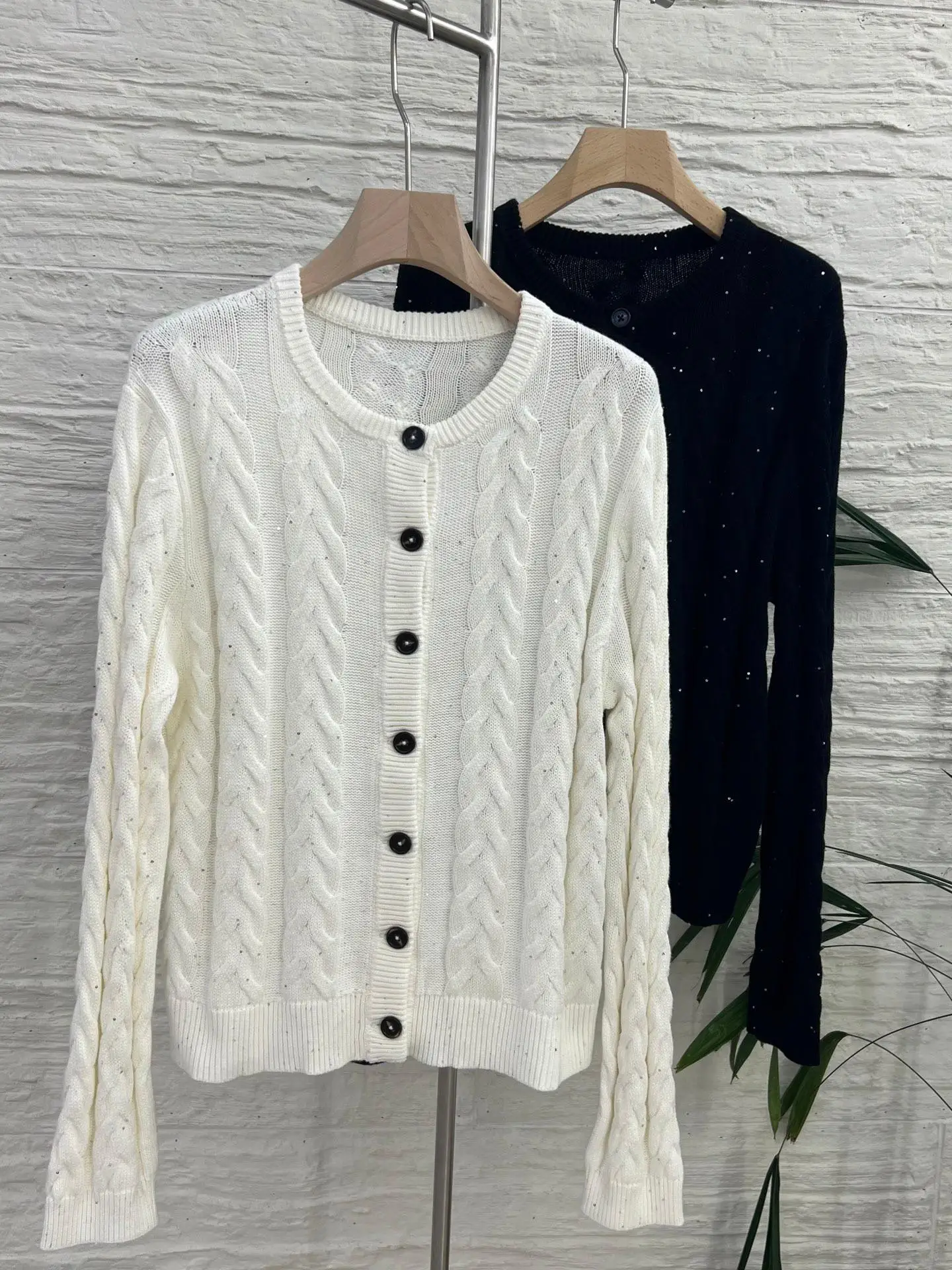 

Women's luxurious sequined cotton twisted knitted cardigan