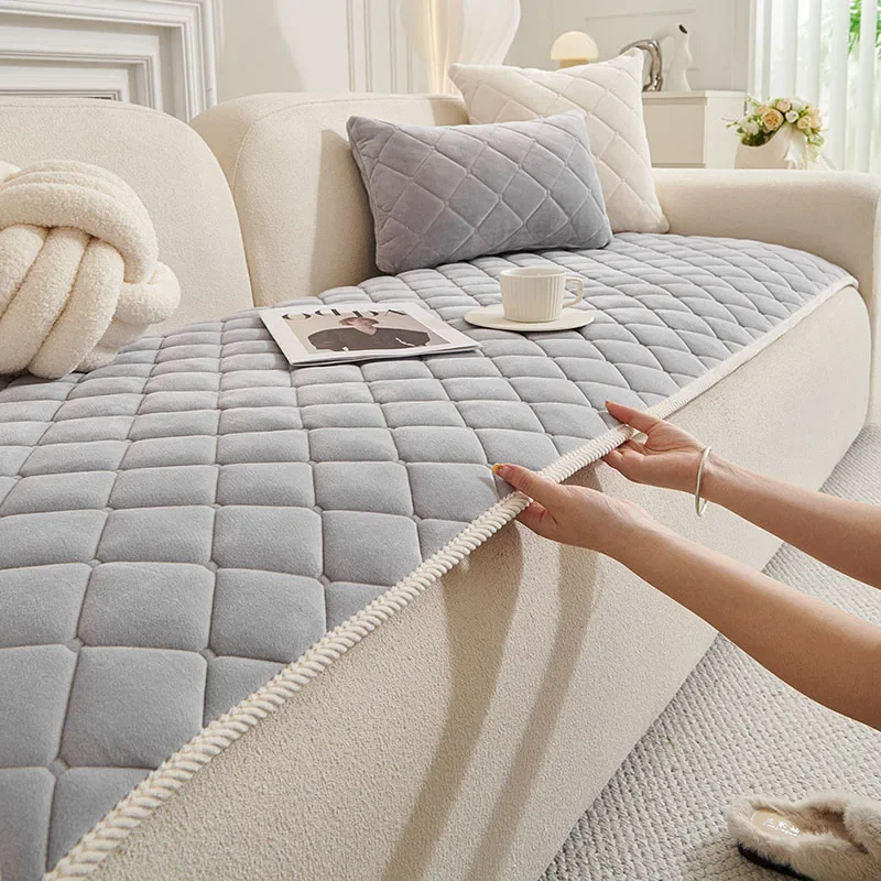 Nordic Thick Crystal Velvet Sofa Mat Solid Color All Season Anti Slip Sofa Protective Cover High-Quality Soft Home Accessories