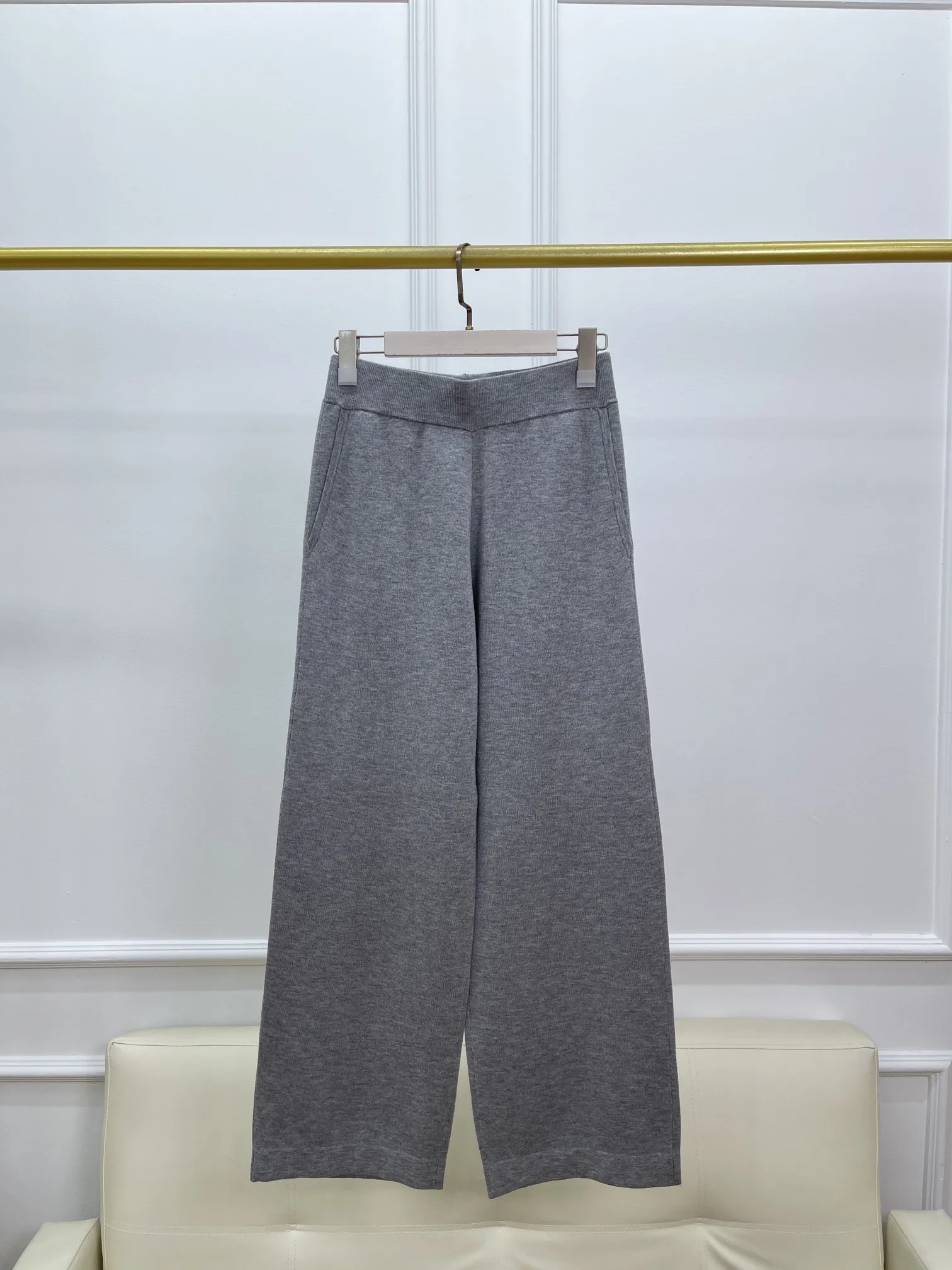 2024 Autumn And Winter New Elastic Waist Wool Cashmere Casual Straight Trousers For Women