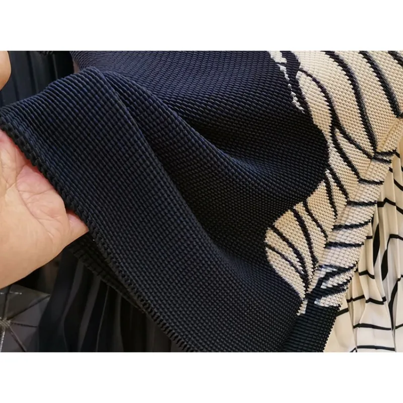 Miyake colorido plissado manga curta camiseta meia saia elástica terno feminino verão simples deslocamento temperamento roupas apertadas