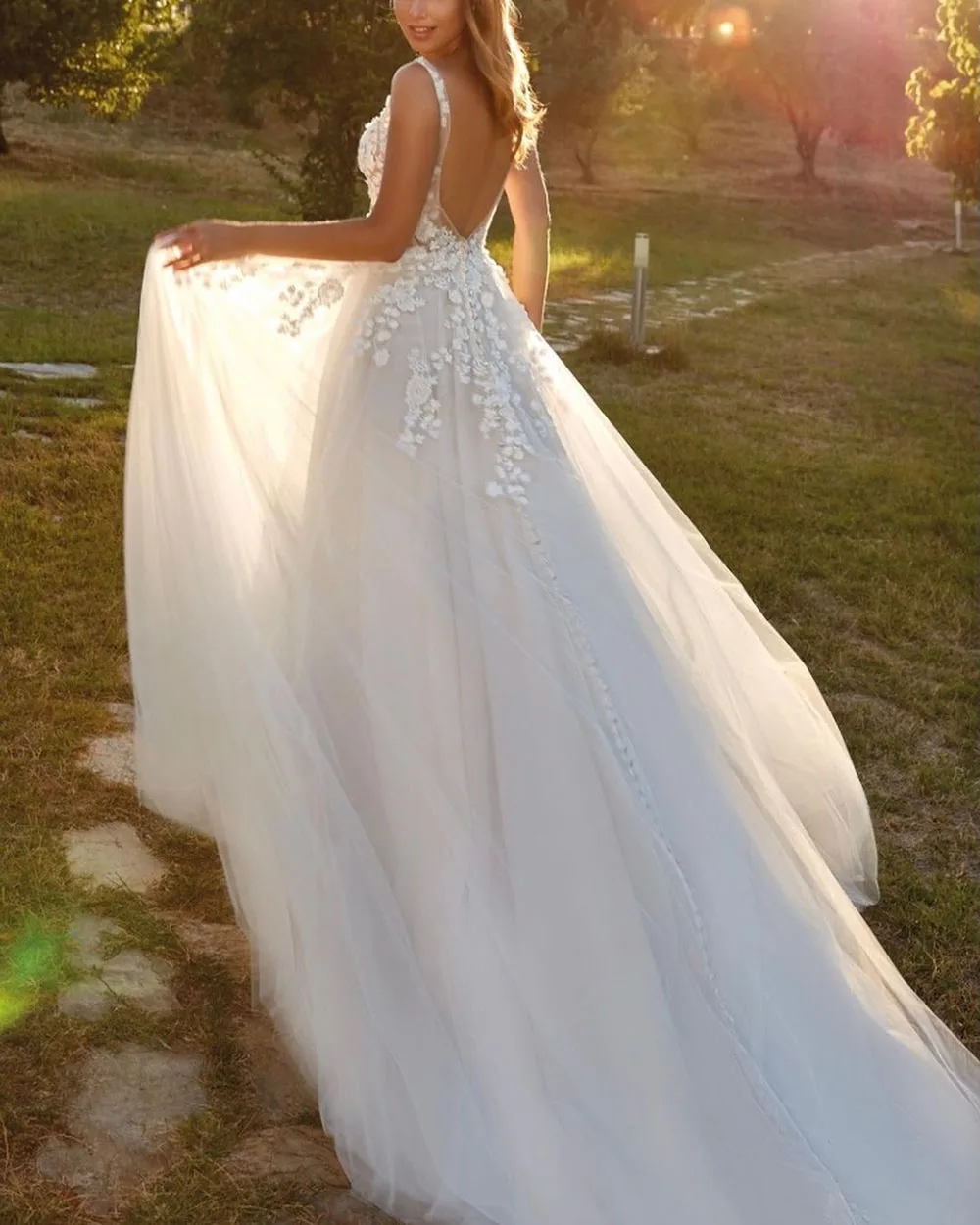 SoDigne, vestidos de novia formales de princesa para mujer, vestidos de novia de línea A con flores de encaje, vestido de novia sin espalda con botones para boda personalizado