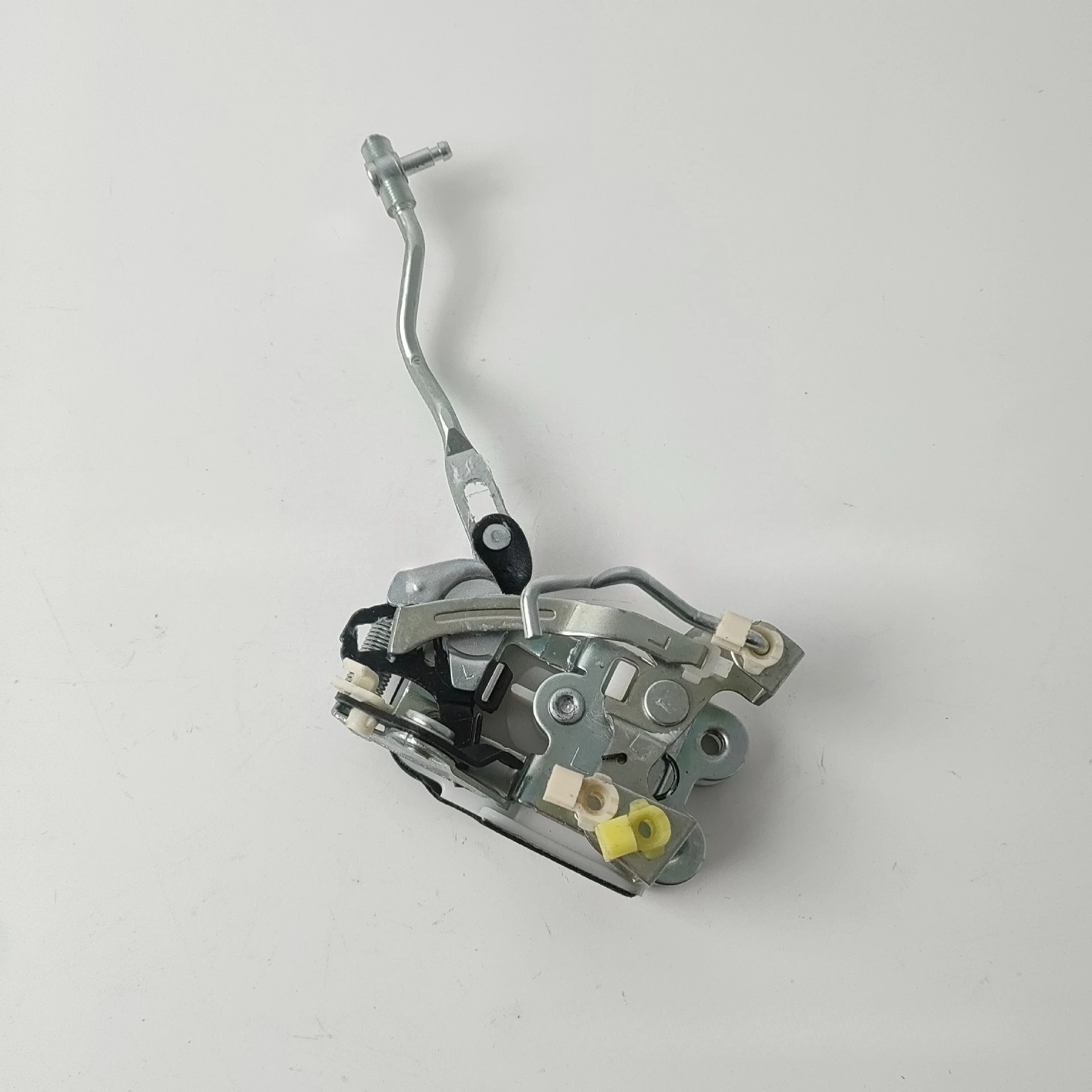 

6617204635 Ssangyong car door lo ck actuator front door lo ck mechanism SSANGYONG ISTANA MB100