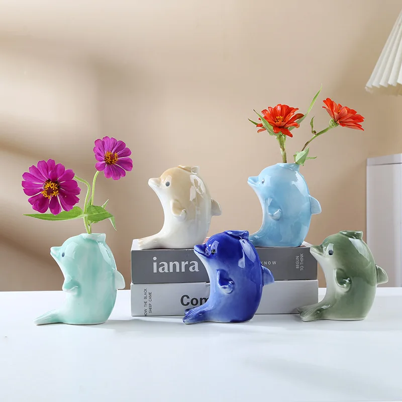 Cute dolphin shaped ceramic small vase mini cartoon animal flower arrangement desktop hydroponic dry flower ornament home decor