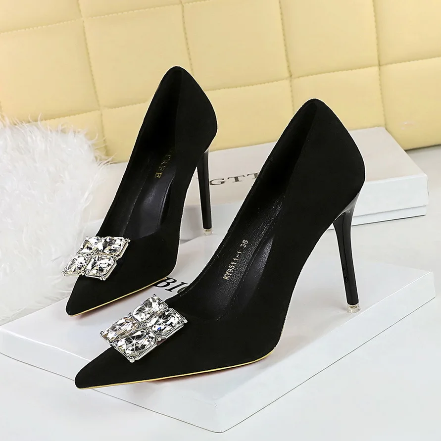 

Women's Classic Shoes Fashion Suede Shallow Mouth Pointed Toe Black Women's Shoes with Rhinestones Sexy High Heels Single Shoes