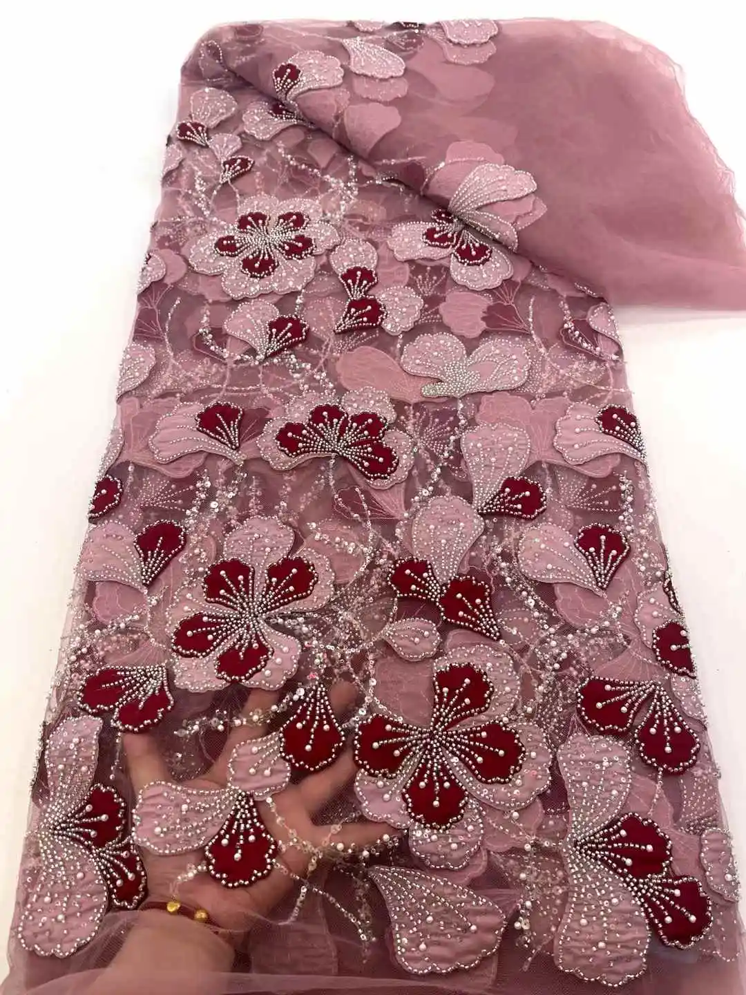 

High Quality Fashion African Sequins Tulle Embroidered Groom Lace Fabric Beaded Sequins Lace Fabric For Nigerian Wedding Dress