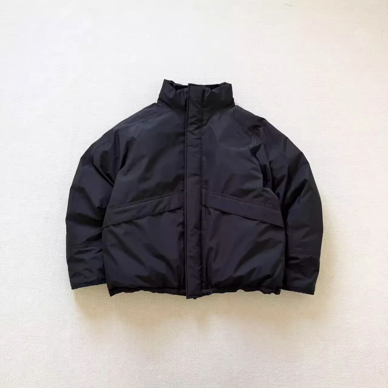 

NANAMICA 417 Edifice Short Down Jacket