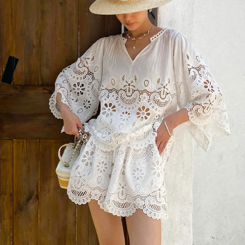

Embroidered Lace Hollow out Set Women's Design Summer White irt Floral Print Loose Fit Sve Bell Sve Five-Quarter Length