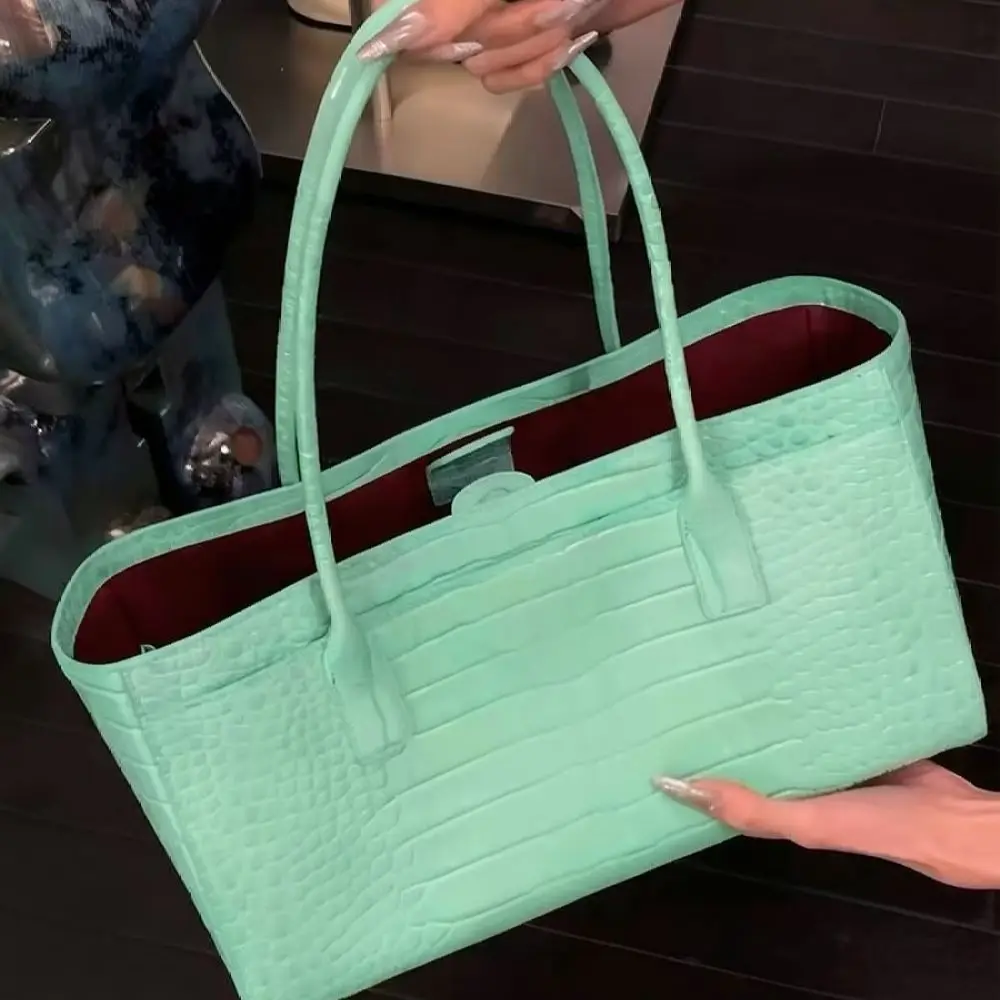 Luxury Women Shoulder Handbag Crocodile Pattern Tote Bag Green Large Capacity Fashion Daily Casual Simple Commuter Purse