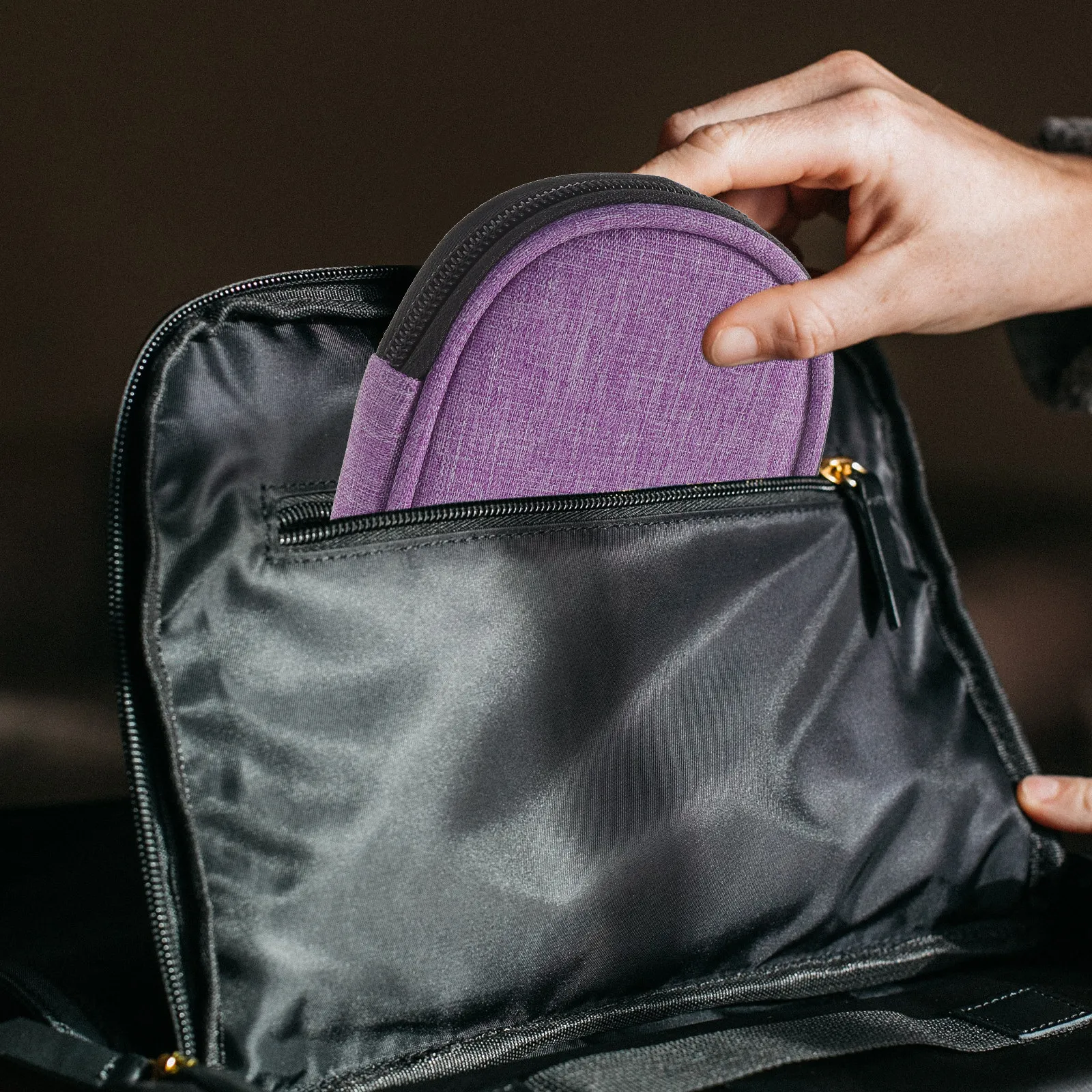 Insulin Travel Cooler Insulated Medication Pouch Compact Lightweight Design for Diabetes Management on-The- Travel Bag