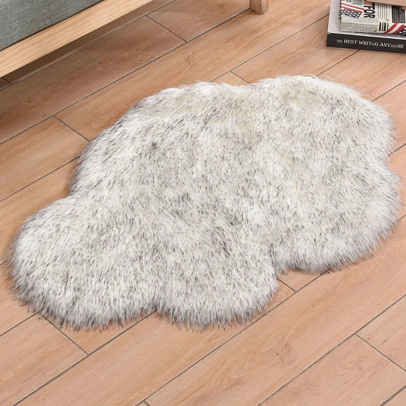 Imitation wool carpet irregular clouds living room sofa floor mat bedroom plush bay window mat bedside blanket manufacturer