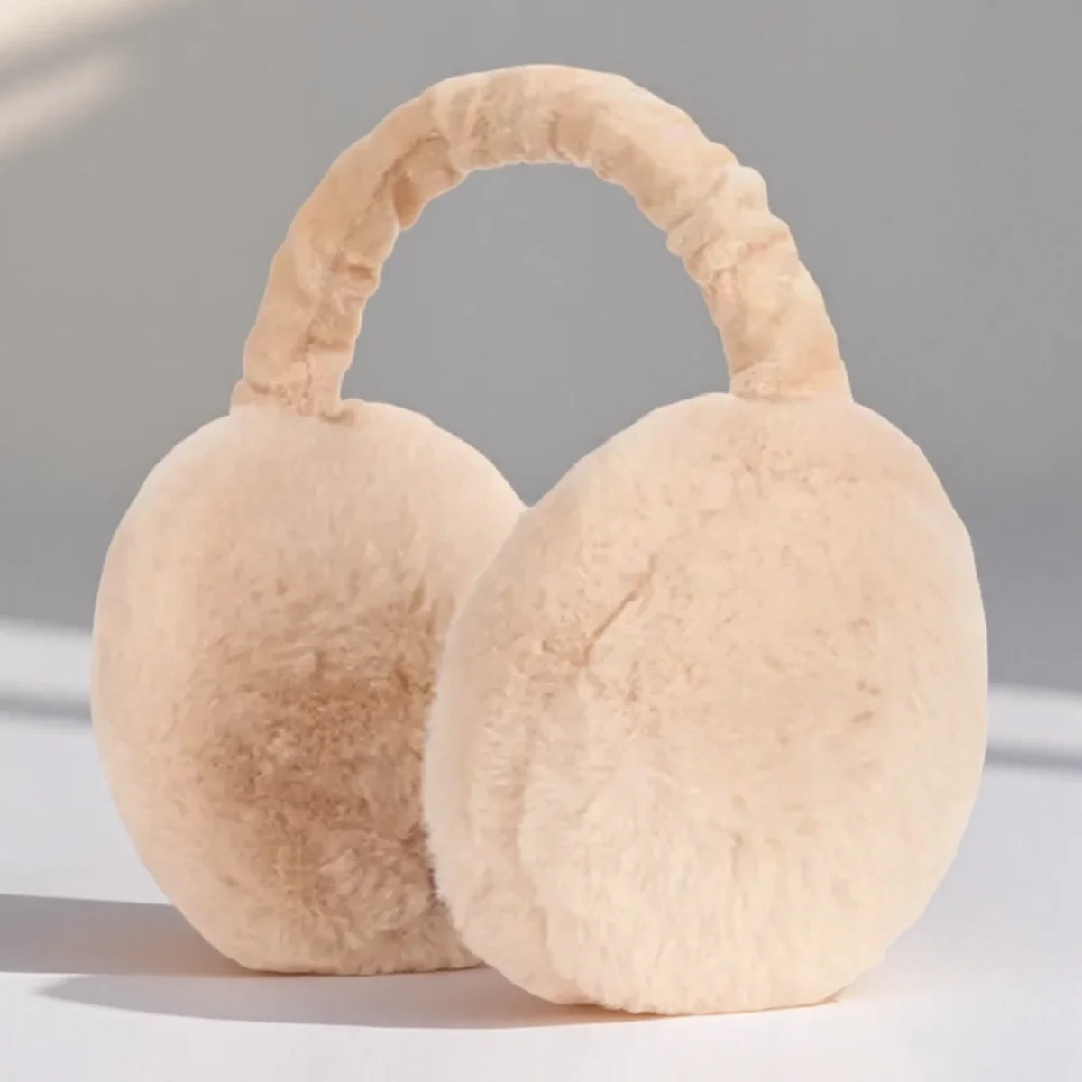 

1pc Soft Plush Ear Warmer Earmuffs for Women Winter Outdoor Cold Solid Color Ear Flap Fashion Accessory
