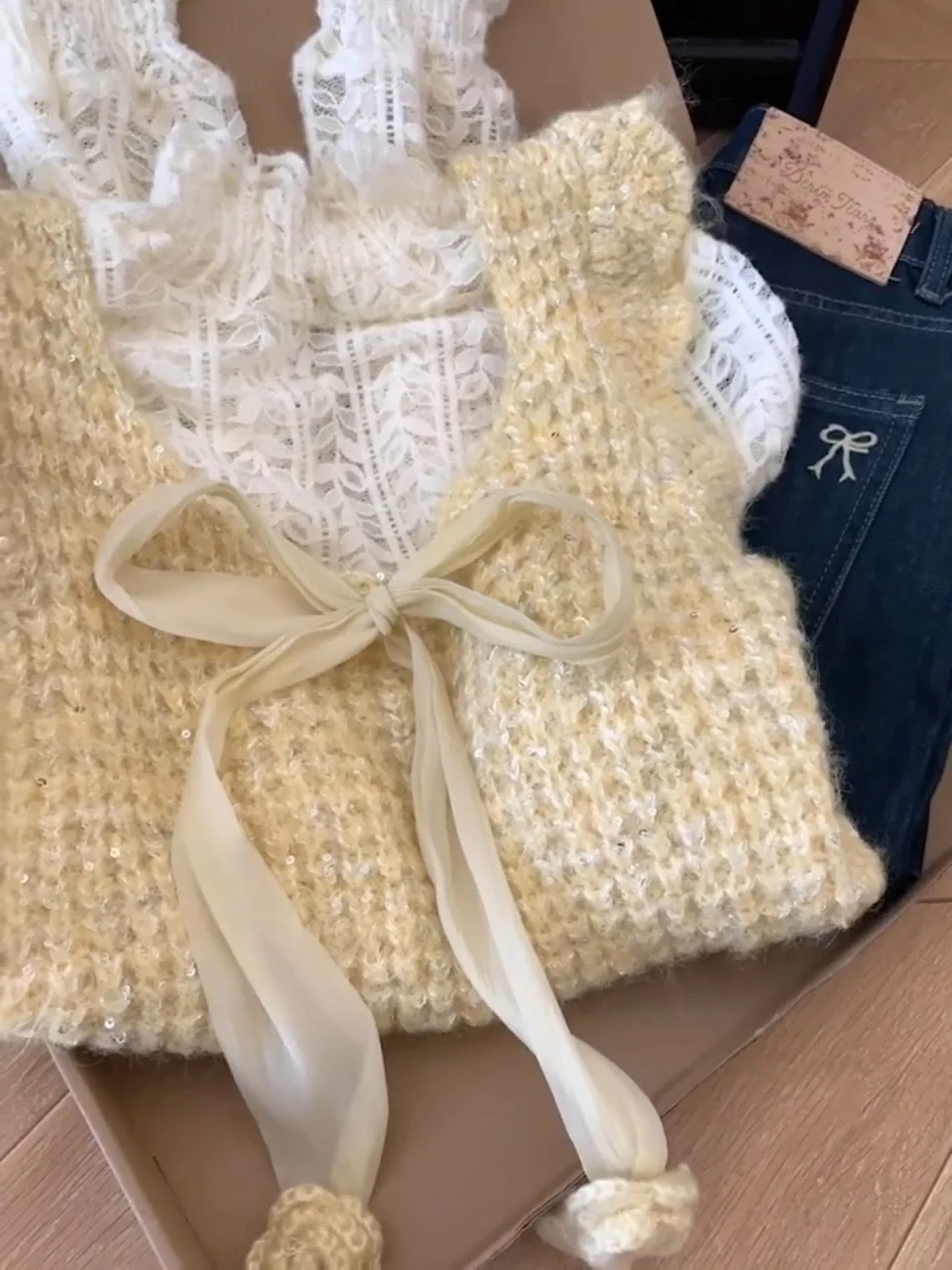 Koreański sweter z dekoltem w serek, dzianinowy, wyszczuplający, jesienny, nowy model, luźny krój, regularny sweter.