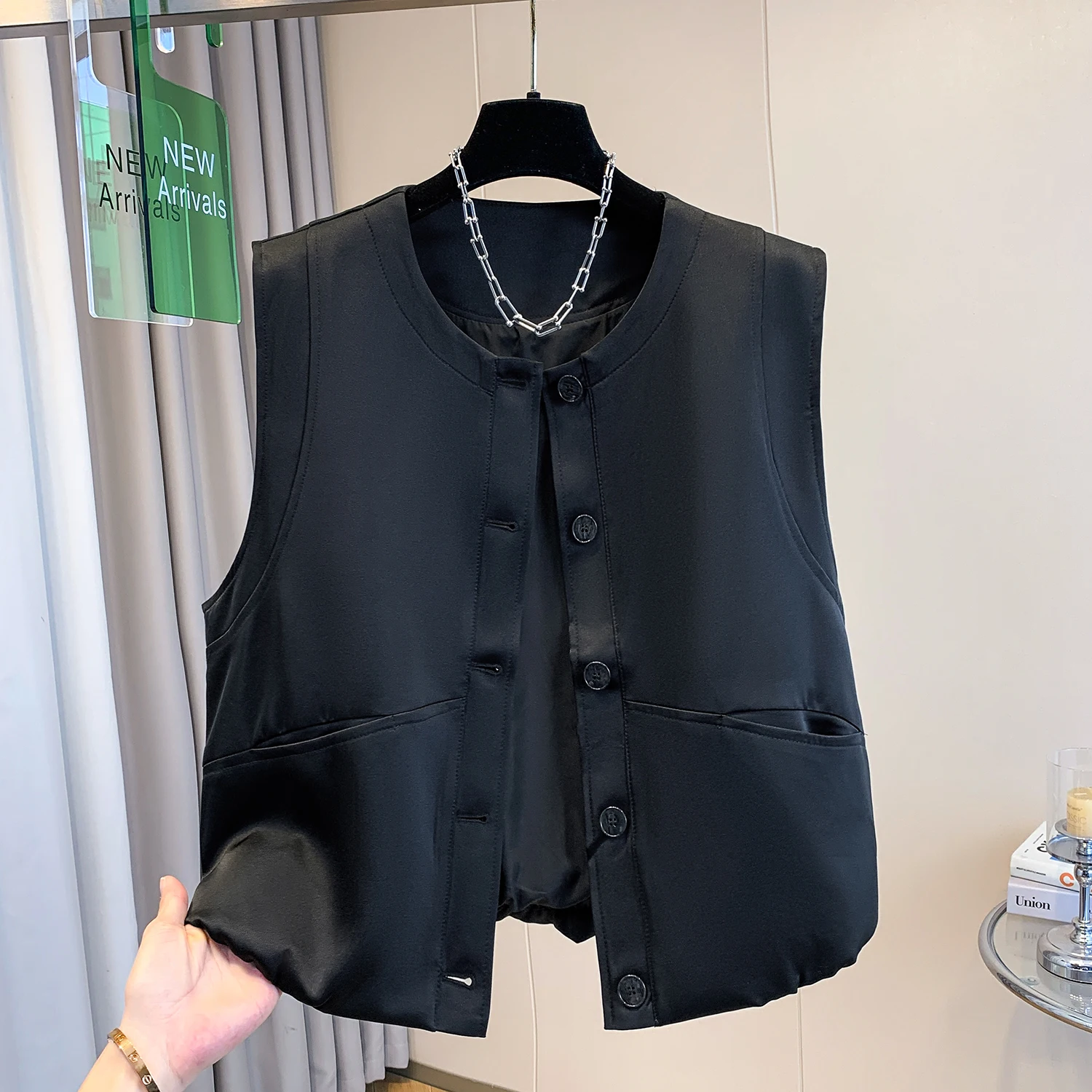 

Высококачественный европейский жилет свободного покроя, круглый жилет Ne Svel, женская верхняя одежда, эластичный подол, дизайн на одной пуговице, осенняя новинка...