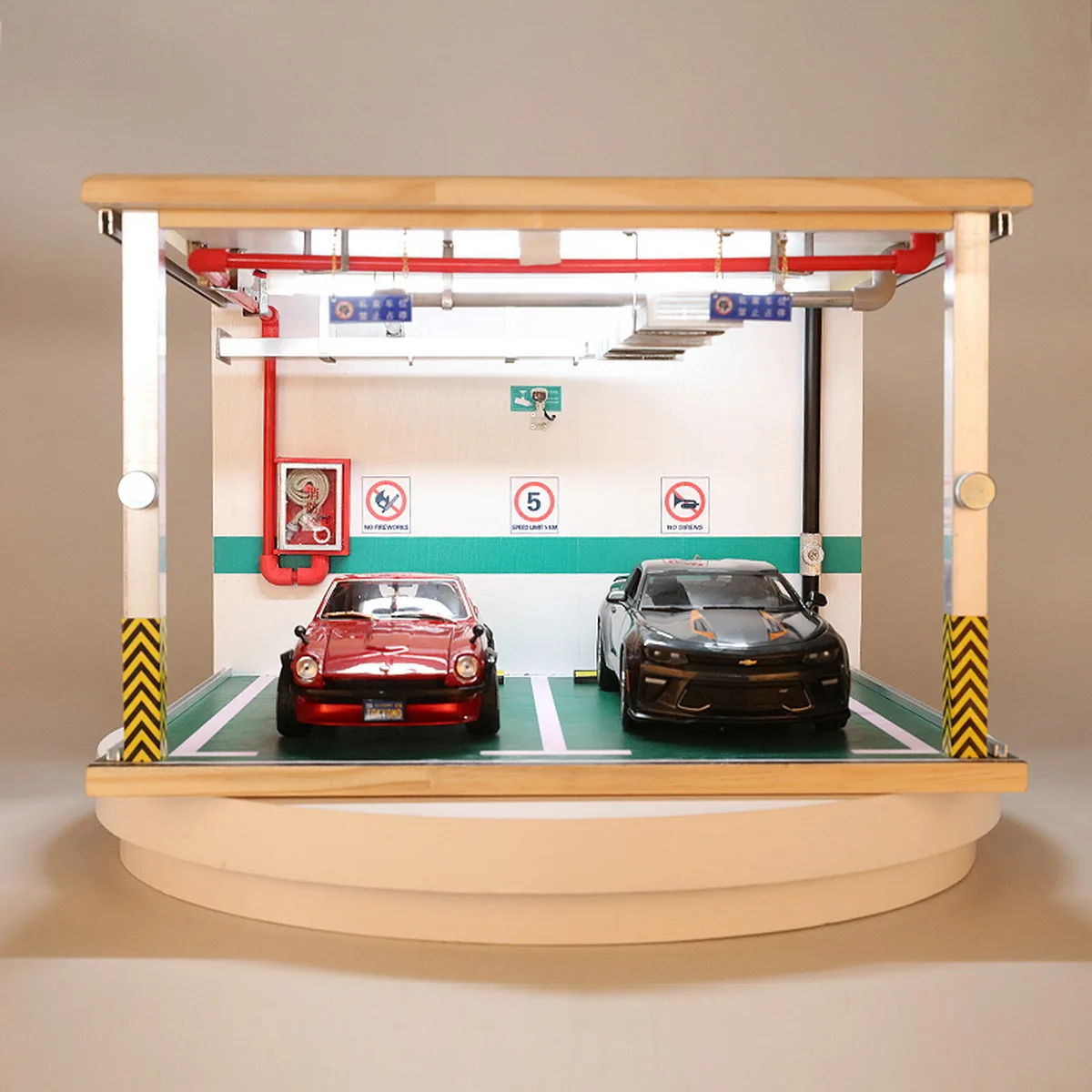 

Модель парковки из цельного дерева, витрина модели автомобиля, модель парковки, имитация сцены, выставочный зал, модель гаража, 1:18