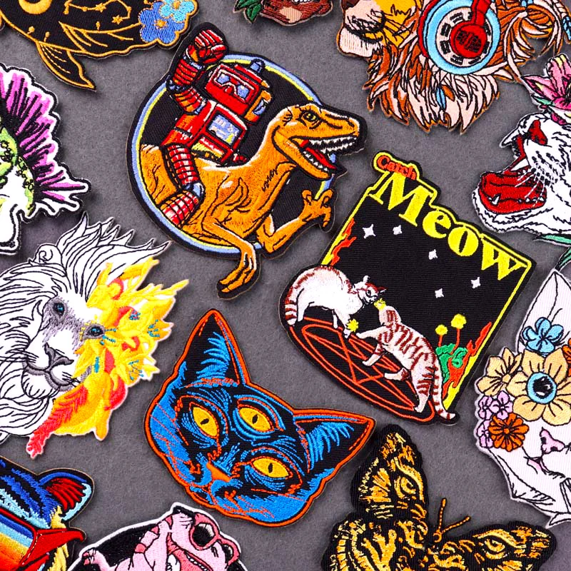 Robot On Dinosaur Patch Iron On Patches For Clothing Thermoadhesive Patches Meow Animal Embroidery Ironing Sew Badge Stickers