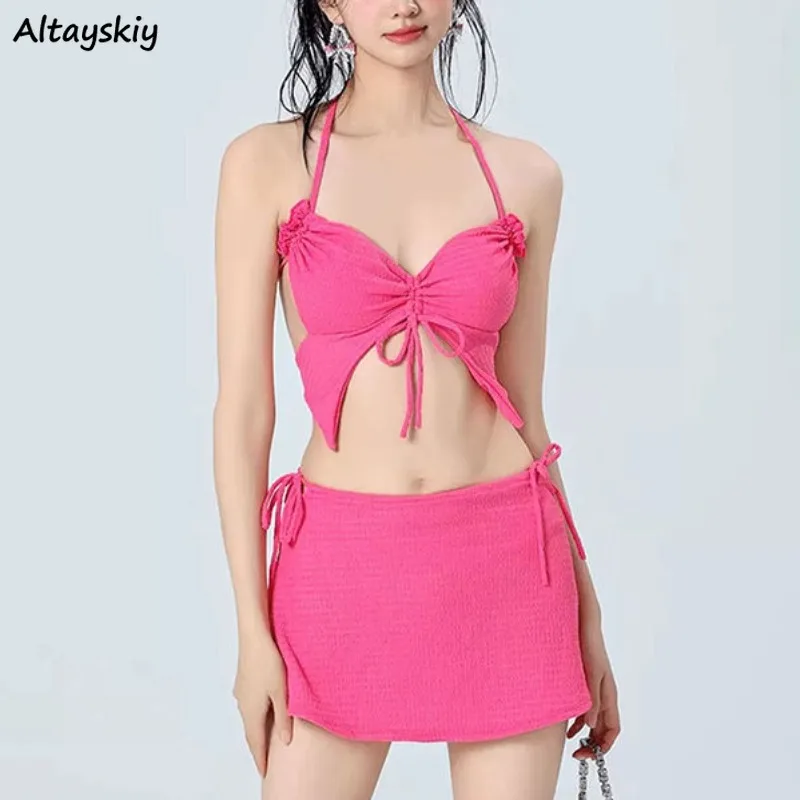 Seksowne zestawy bikini dla kobiet Moda Cienki letni styl plażowy Gorące dziewczyny Wakacje Młody solidny design bez pleców Sznurowany Halter Chic