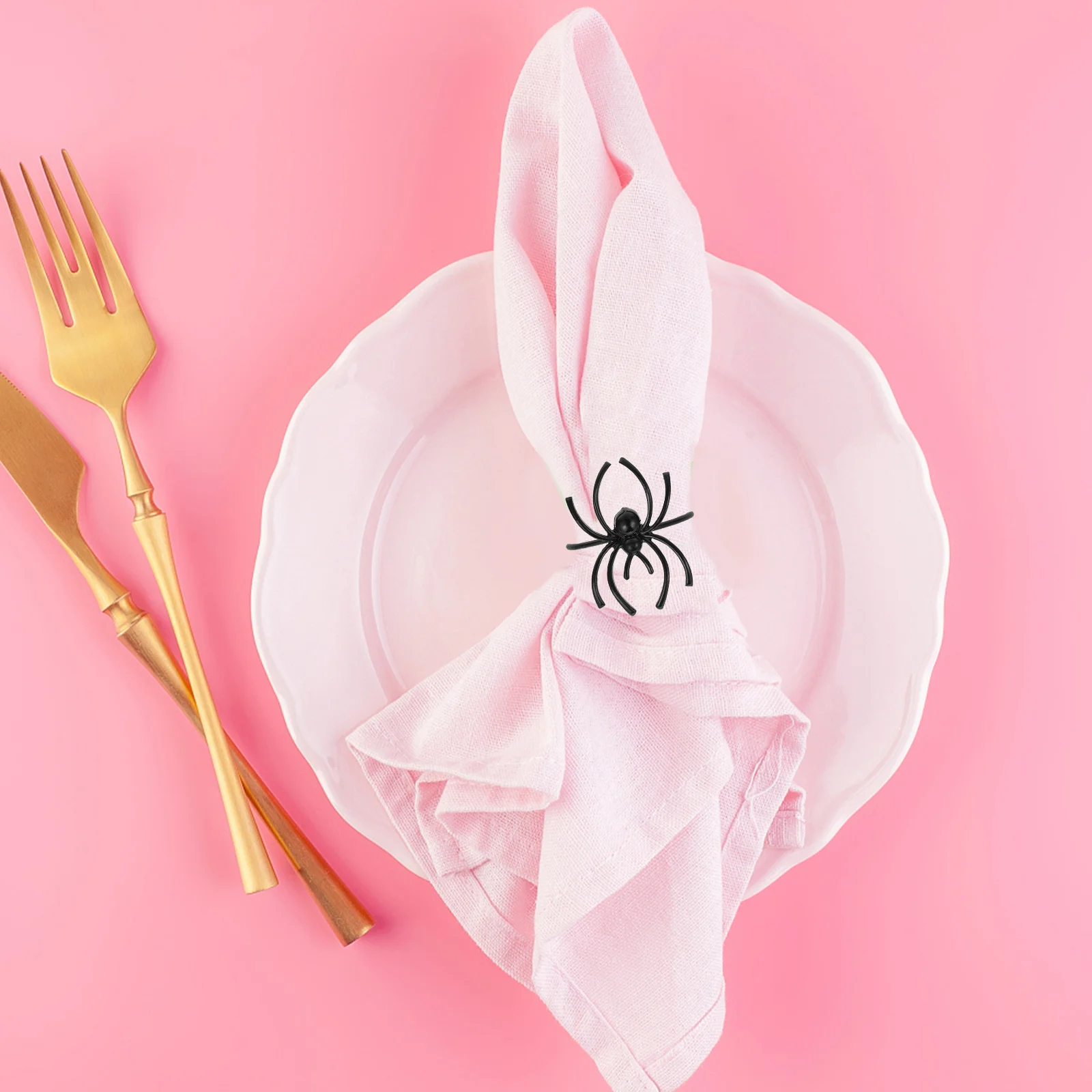 

12 Pcs Black Metal Spider Shaped Napkin Rings for Table Decor Dining Room Kitchen Restaurant Festive Accessories Halloween Party