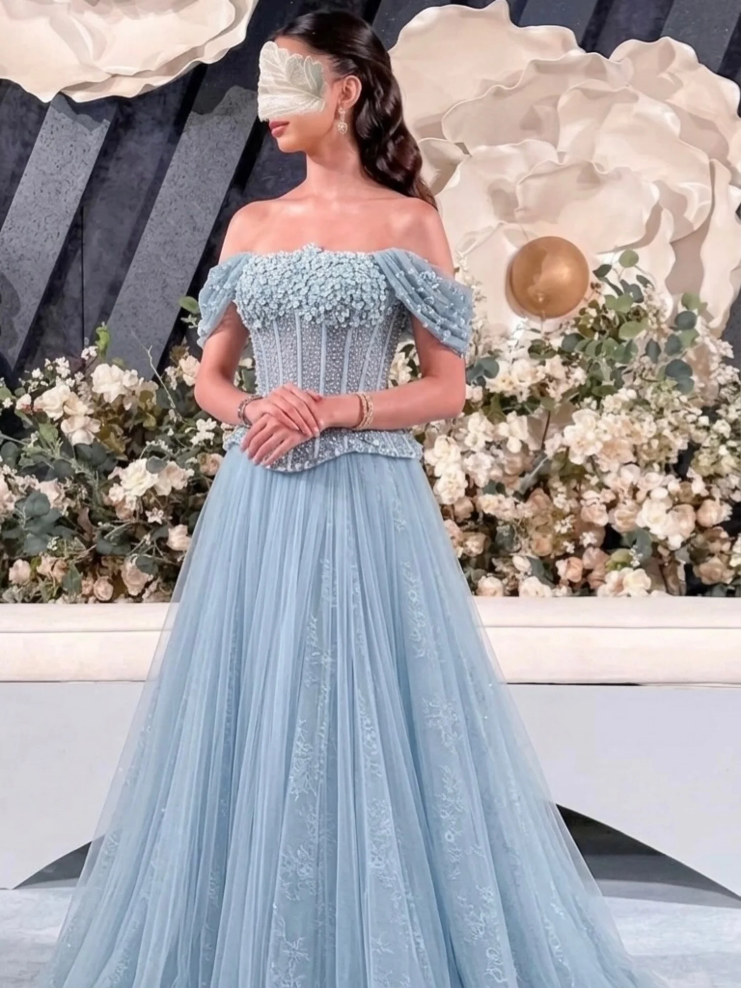 Image of Maßgeschneiderte Elegante Blaue Schulterfreie Korsett-Abendkleider Spitze Bodenlange Ballkleider Damen Formelle Hochzeitspartykleider