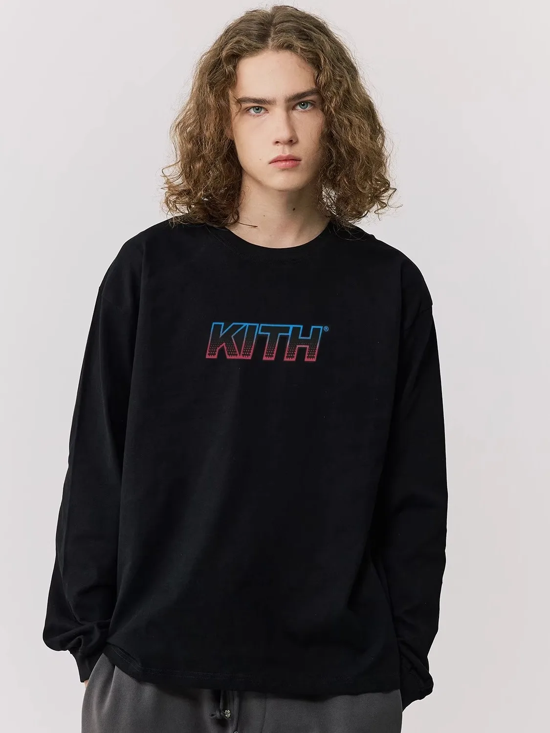 

KITH Men's Gradient Print Long Sleeve T-Shirt Cotton round Neck Loose Fit Comfortable Base Layer Shirt Casual Streetwear