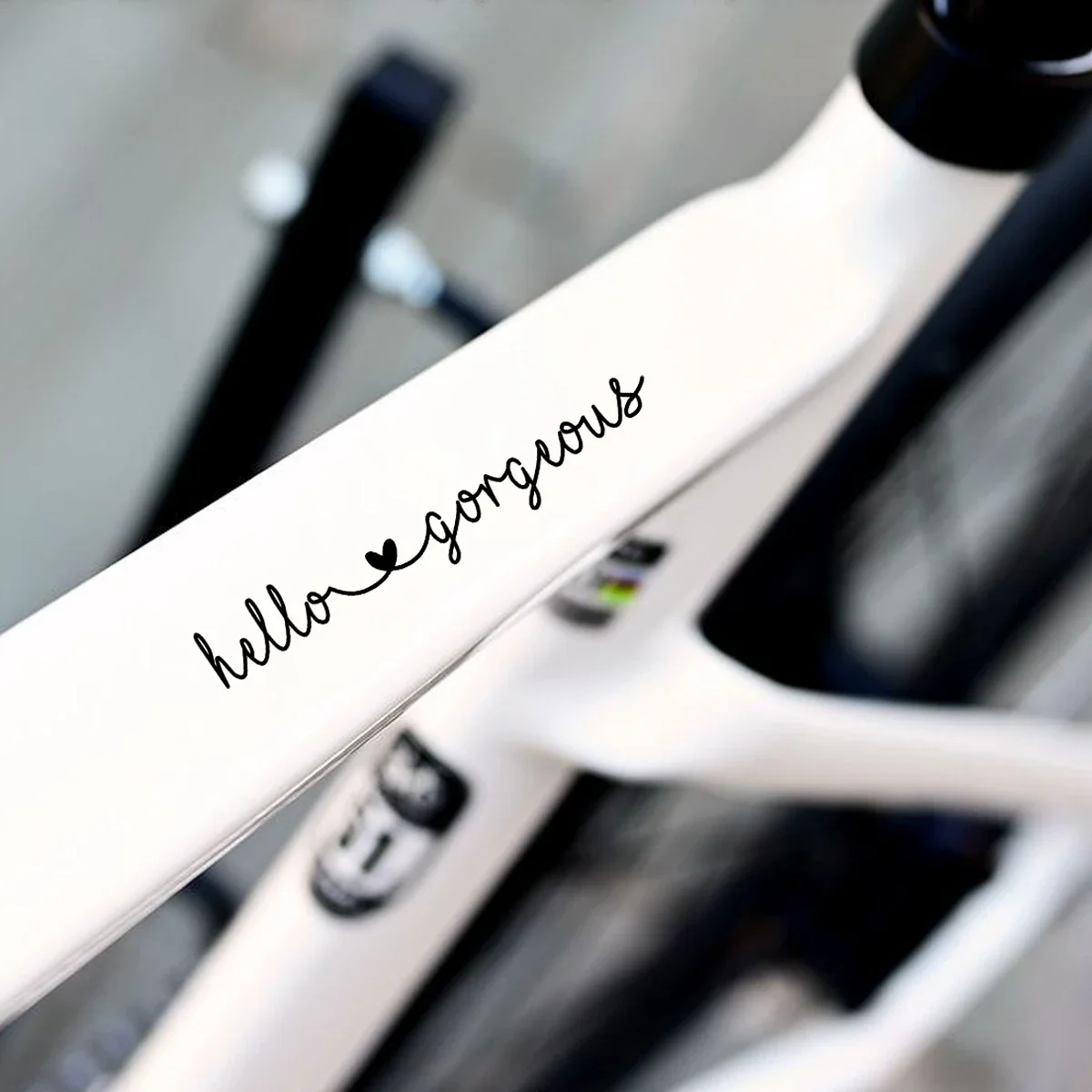 2PCS/SET Black Handwritten "hello gorgeous" & Heart Pattern Sticker for Bike Car Laptop Decor Vinyl Decals