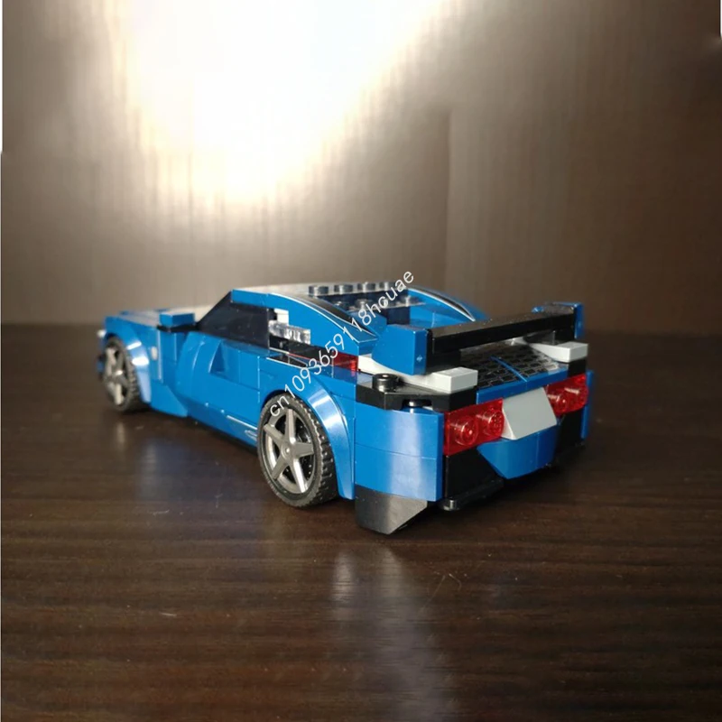 279pcs MOC Jdm Mobil Kota Juara supercar Model Blok Bangunan DIY Mainan Kreatif Anak-anak Arsitektur Hadiah Natal