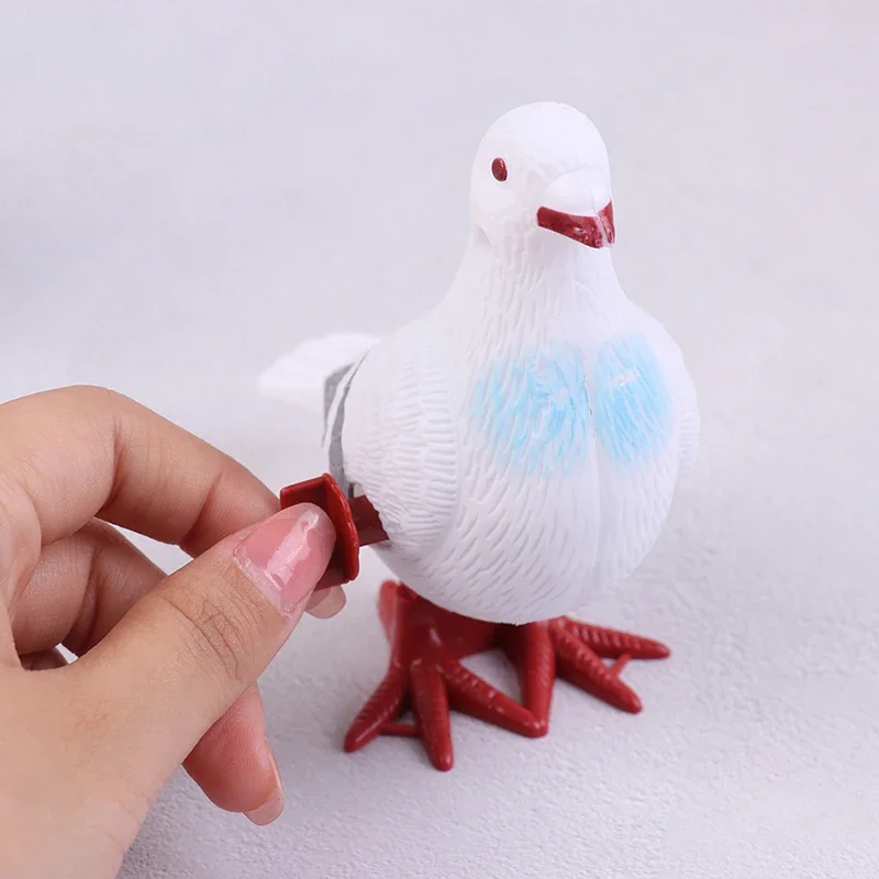 1PC Plastic Clockwork Jump Toy Cute Jumping Pigeon Clockwork Kid Boy Girl Simulation Animal Jumping Clockwork Gift Home Decor