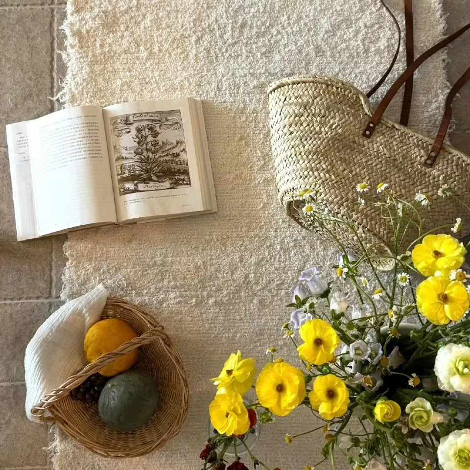 

Новейший портативный аппарат для ухода за кожей лица 3-в-1 с супер-оксигенацией CO2 и пузырьками кислорода, модель 2026 года