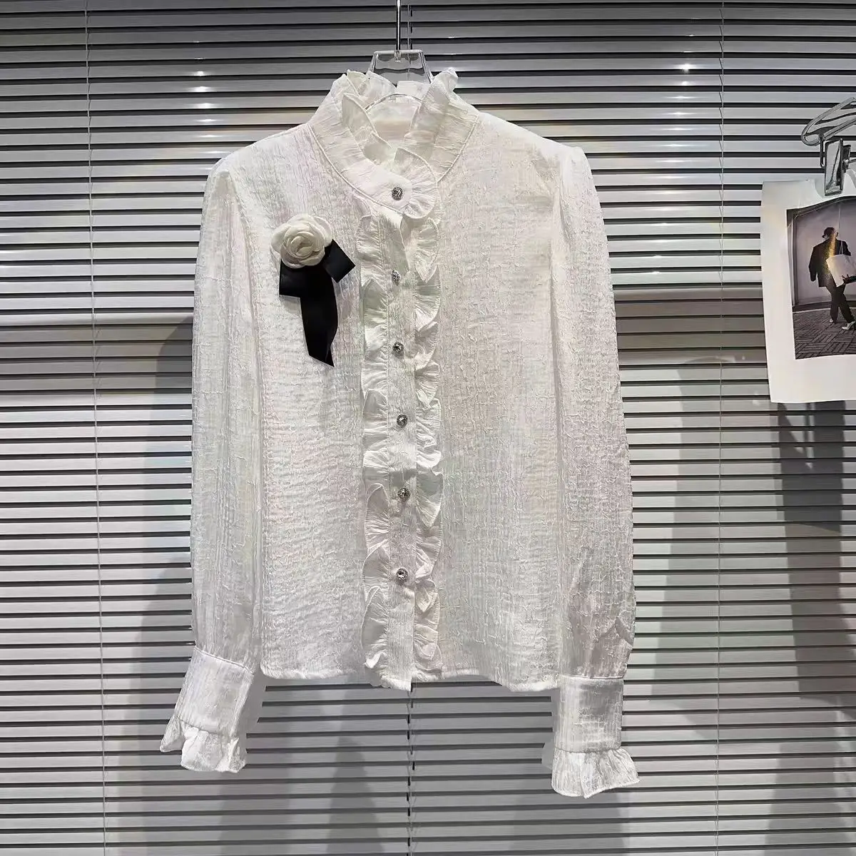 

Fashion Influencer Small Fragrance Style Flower Pin Wave Lace Ruffle Fabric Shirt Blouse Women