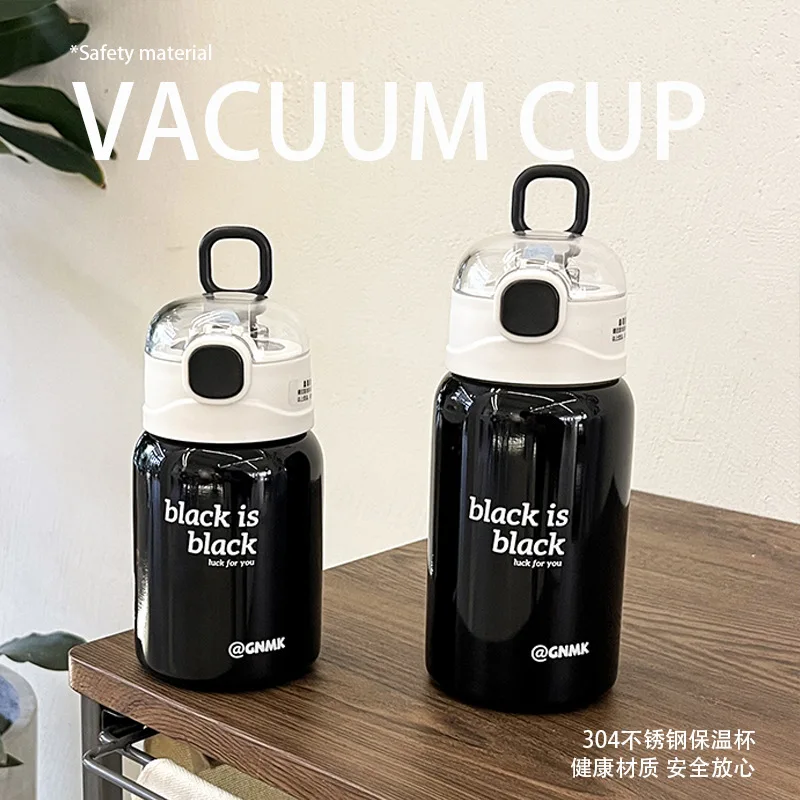 Black and white fresh and minimalist Instagram style insulated cup with straw stainless steel cup, small and portable for girls