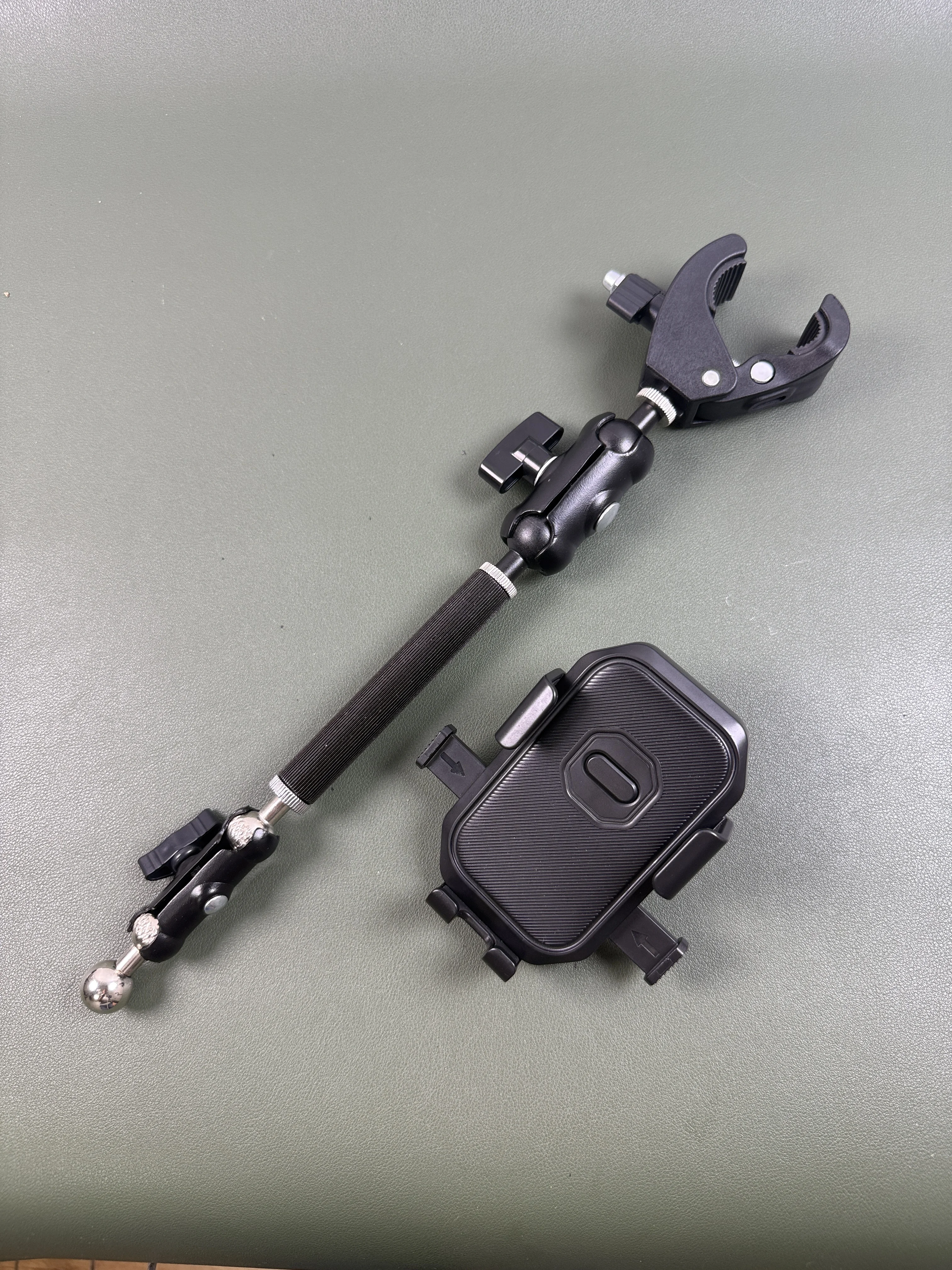 

Universal Desktop Clamp with Rotating Joint Extended Aluminum Rod Adjustable Phone Holder Suitable for round Tubes