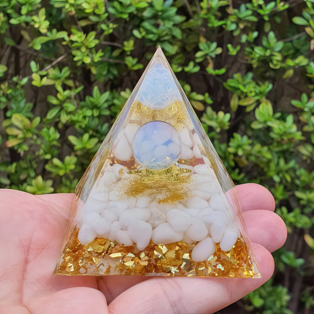 1pc Orgonite Pyramide, White Agate Sphere on Metatrone Symbol with White Agate, Home Desktop Handmade Ornaments