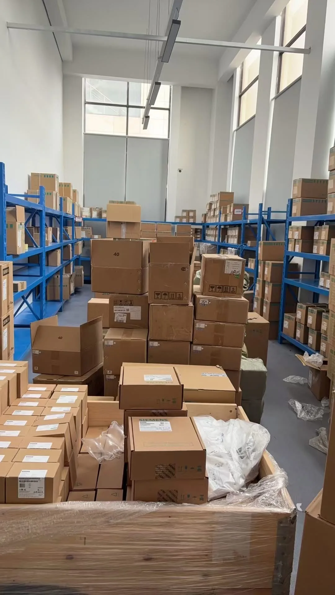 وحدات تحكم مخصصة للأتمتة الصناعية عالية الجودة Plc Pac مع وحدة تحكم برمجة منطقية A1SY41P Plc